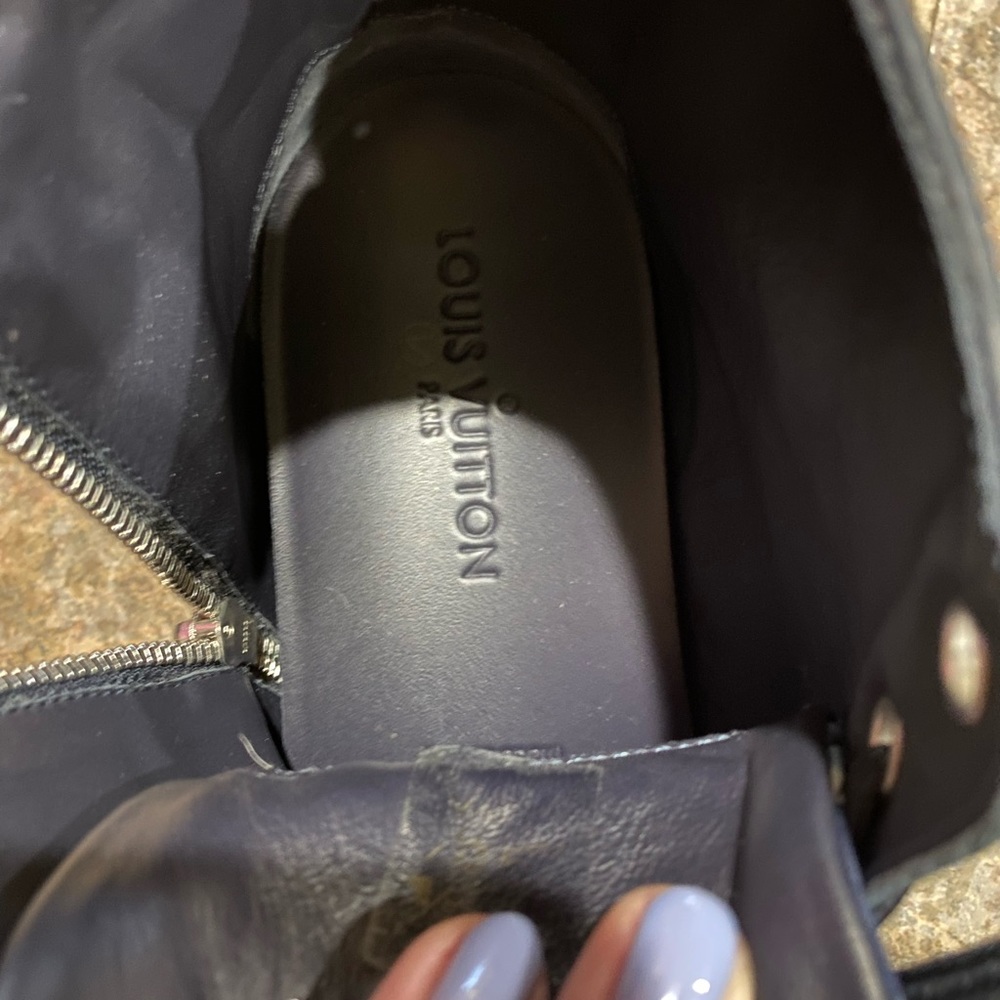 Louis Vuitton Blue Camo Sneaker - Picture 10 of 10